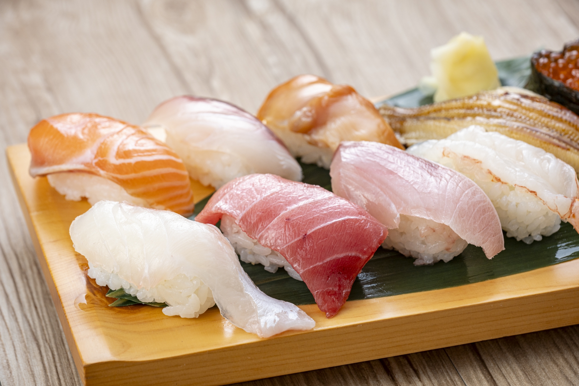 私にとって、立ち食い寿司は贅沢である。